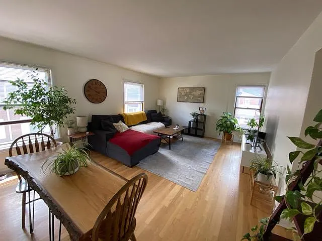 4961 N Santa Monica Blvd — Photo 16