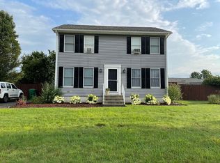 64 Carpenter Ave, Chicopee, MA 01020