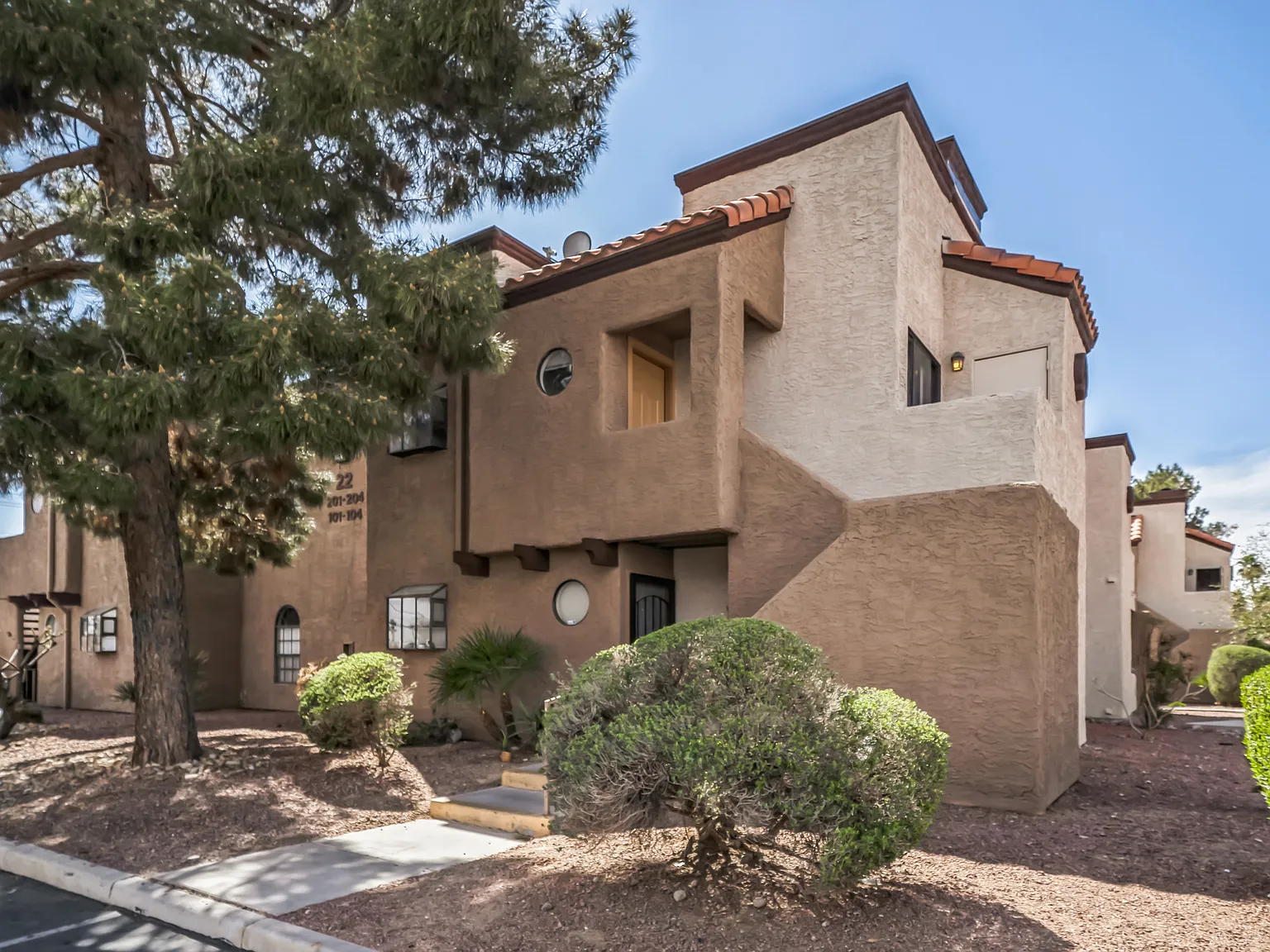 2978 Juniper Hills Blvd — Photo 3