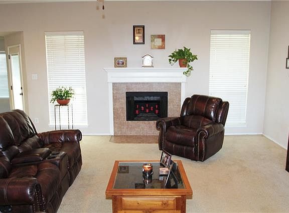 5th image of 117 Rockhaven Dr