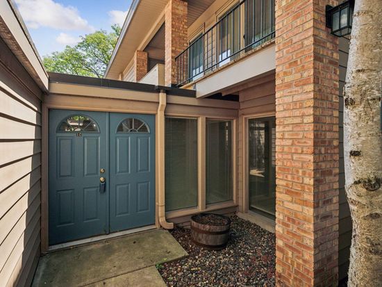 6308 Barrie Rd APT 1C, Edina, MN 55435