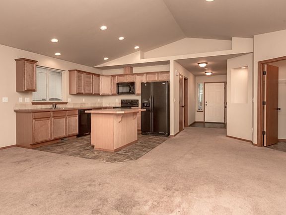 4th image of 20628 5th Avenue Ct E