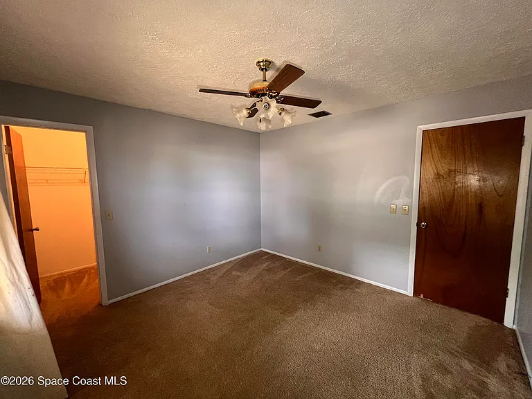 1586 Wacker Ave SE — Photo 13