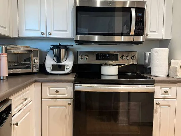 17145 N Bay Rd #Penthouse 4609 — Photo 35