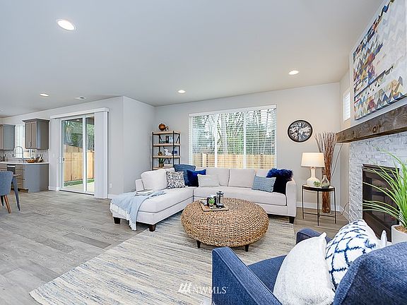 3rd image of 911 S 49th (LOT 5, ph II) Street