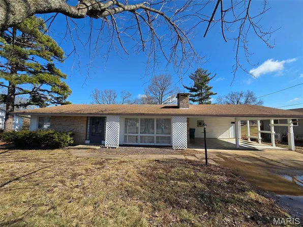 46 East St, Sullivan, MO 63080