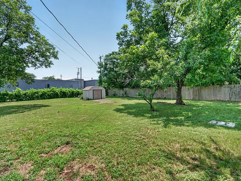 5301 Scoggins St — Photo 29