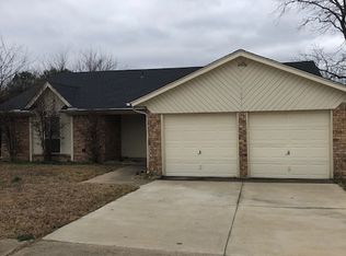 6428 Westridge Dr, Watauga, TX 76148