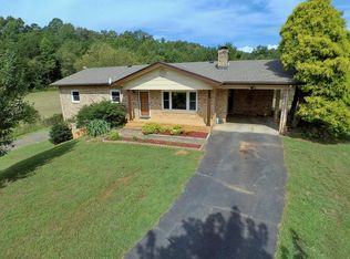 1377 Galbraith Creek Rd, Bryson City, NC 28713