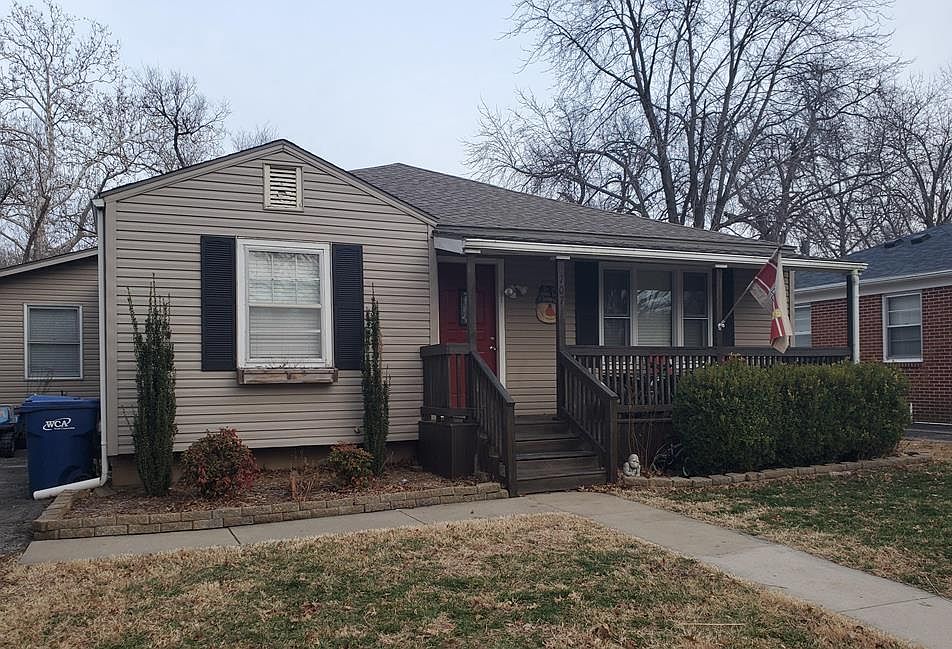 1st image of 707 S Woodland St