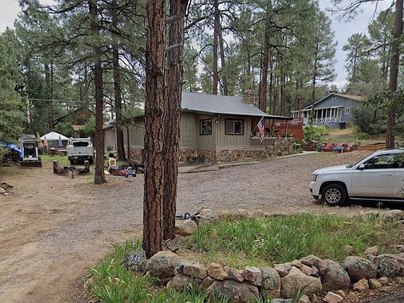 2nd image of 949 S Manzanita Ave