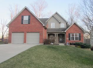 7028 Lucia Dr, Burlington, KY 41005
