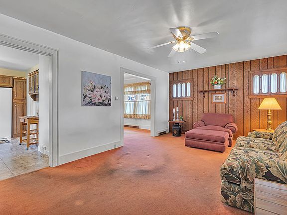 4th image of 184 Clay St