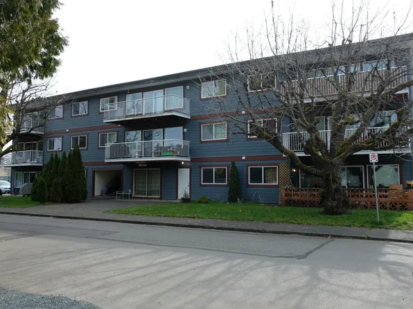 1248 9th St #16, Courtenay, BC V9N 1P4