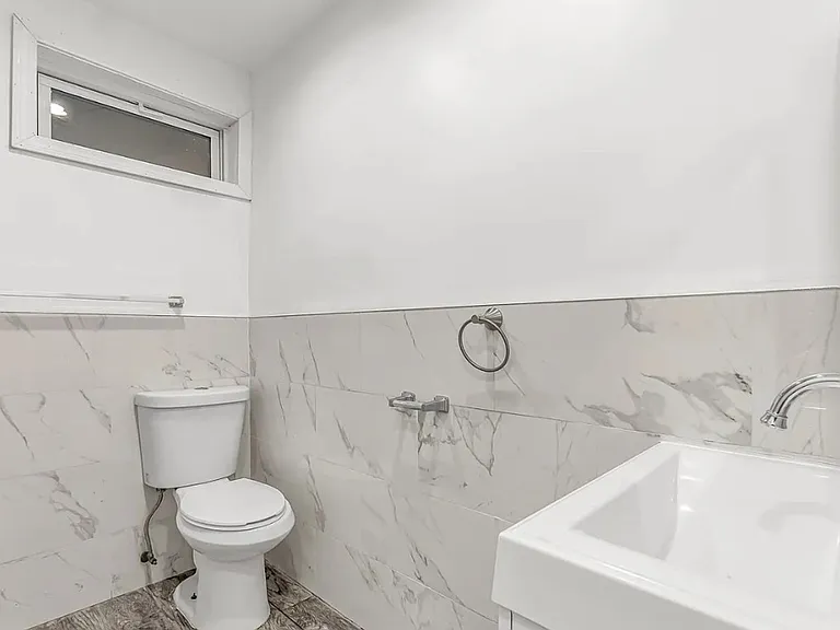 1220 Pembroke St — Photo 10