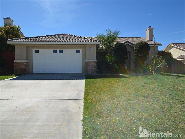 1st image of 3832 Red Bluff Ln