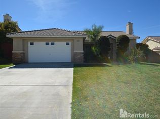 3832 Red Bluff Ln, Banning, CA 92220