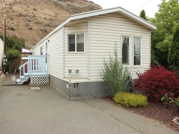 1440 Ord Rd #17, Kamloops, BC V2B 8P9