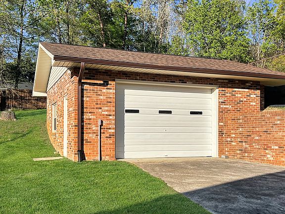 2nd image of 108 Springfield Rd