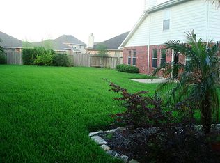 5502 Lilywood Ln, Rosharon, TX 77583