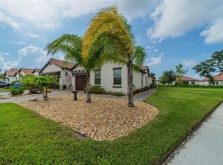 5303 Stoic Vale Dr, Wimauma, FL 33598