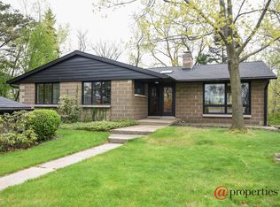 26 Aspen Rd, Ogden Dunes, IN 46368