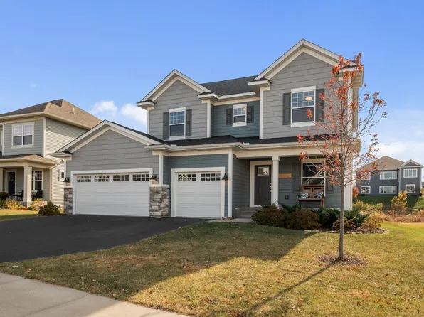 1044 Oakwood Rd, Newport, MN 55055