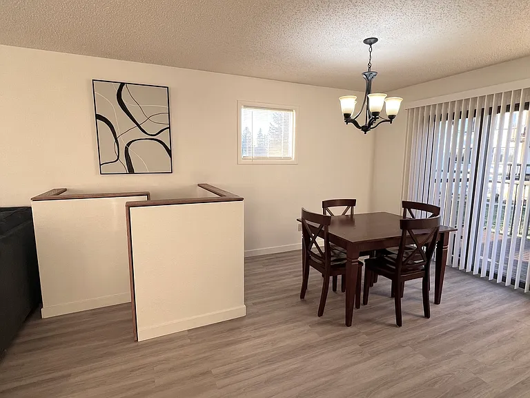 219 14th Ave S #1 — Photo 7