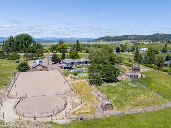 2872 Coker Butte Rd, Medford, OR 97504