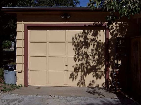 3rd image of 2206 Avenue E