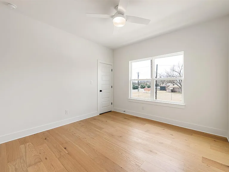 304 E 195th St #304 — Photo 22