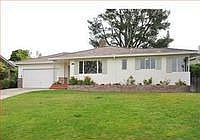 1st image of 821 Columbia Dr