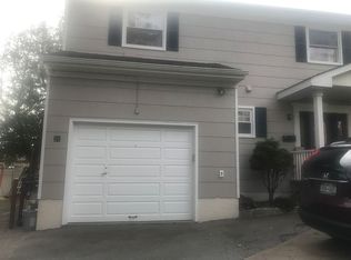 31 Lasalle Dr, Yonkers, NY 10710