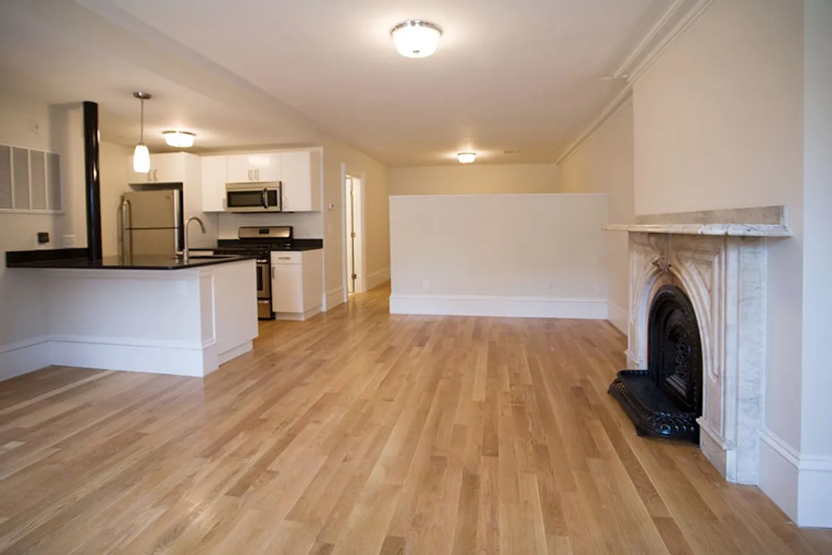 Building Photo - 659 Massachusetts Ave #1