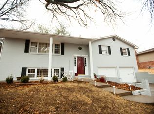 100 Rothwell Dr, Columbia, MO 65203