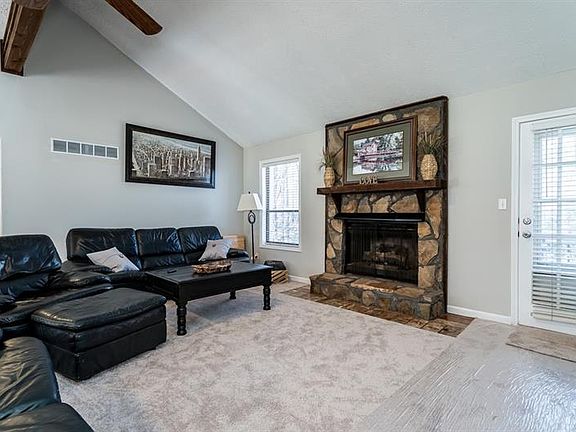 5th image of 129 Dials Dr