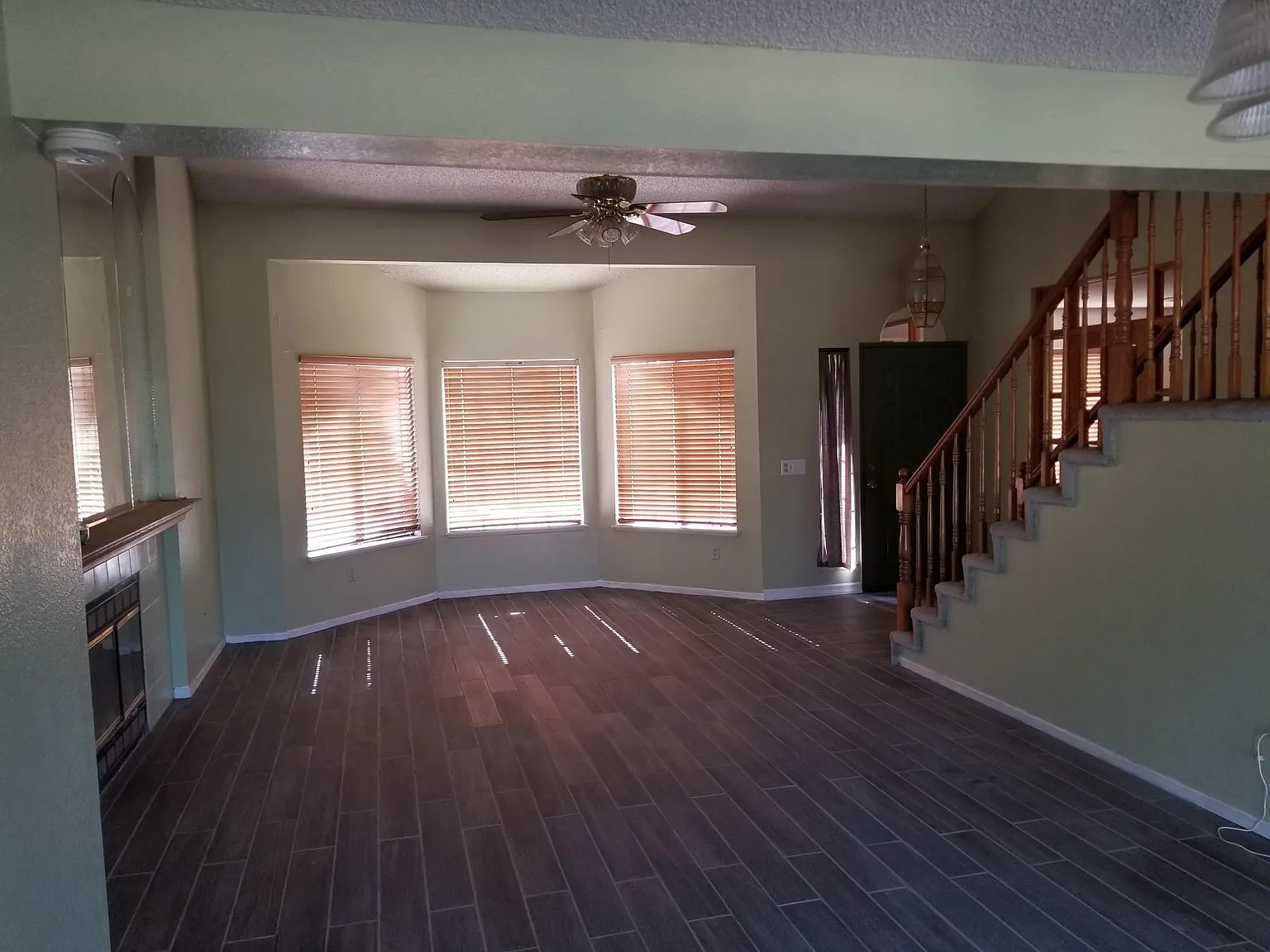 3 bed, 2081 sqft, $2,750 — Photo 2
