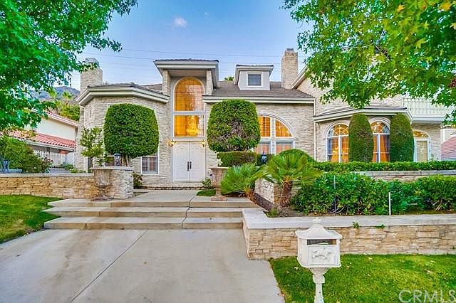1st image of 849 Greenridge Dr