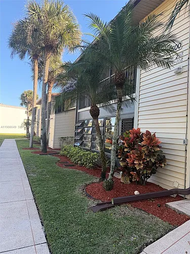 15500 Lakes Of Delray Blvd #207 Photo 1