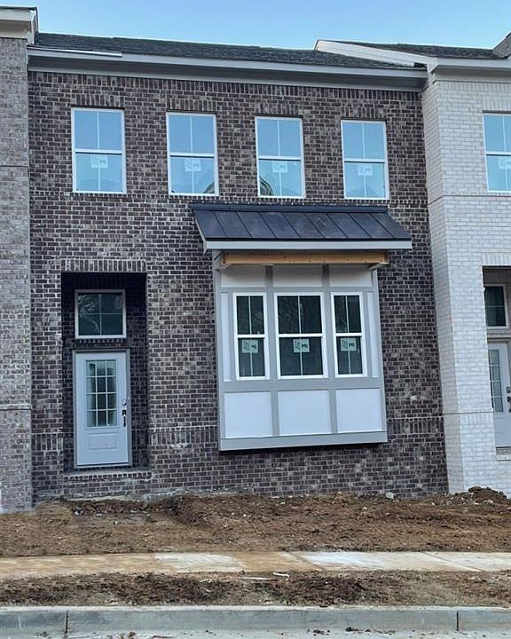 1st image of 2219 Fern Park Dr