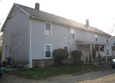 2nd image of 110 Findley St
