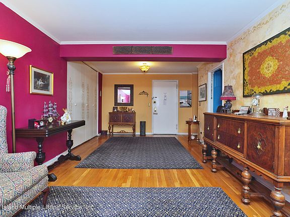 5th image of 50 Fort Pl APT B2g
