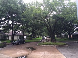 6242 Sugar Hill Dr, Houston, TX 77057