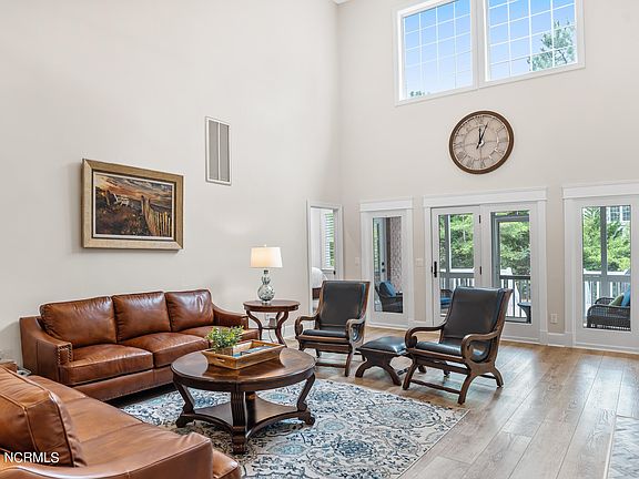 4th image of 4366 Gauntlet Drive SE