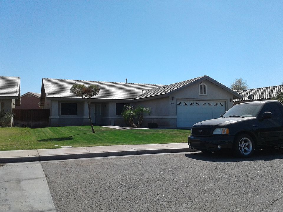 1st image of 1420 Van Buren Ave