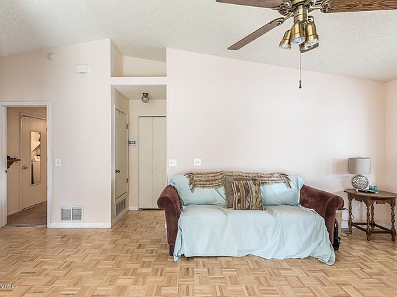 3rd image of 1789 W Great Oak Dr