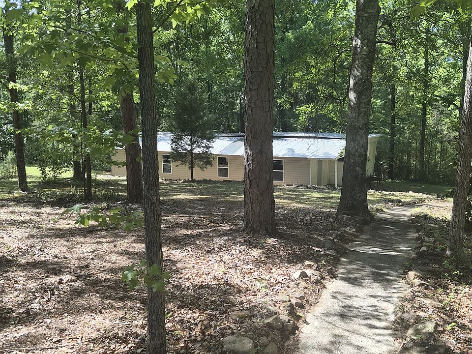 2nd image of 690 Salem Rd