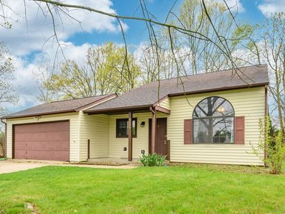 8208 N Waterford Dr, Columbus, IN, 47201