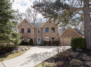 10957 Charring Cross Cir, Whitmore Lake, MI 48189