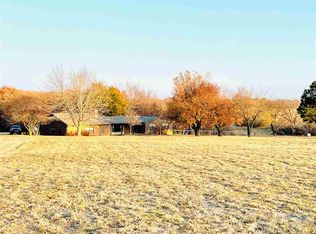 5421 Hunt Rd, Ponca City, OK 74604